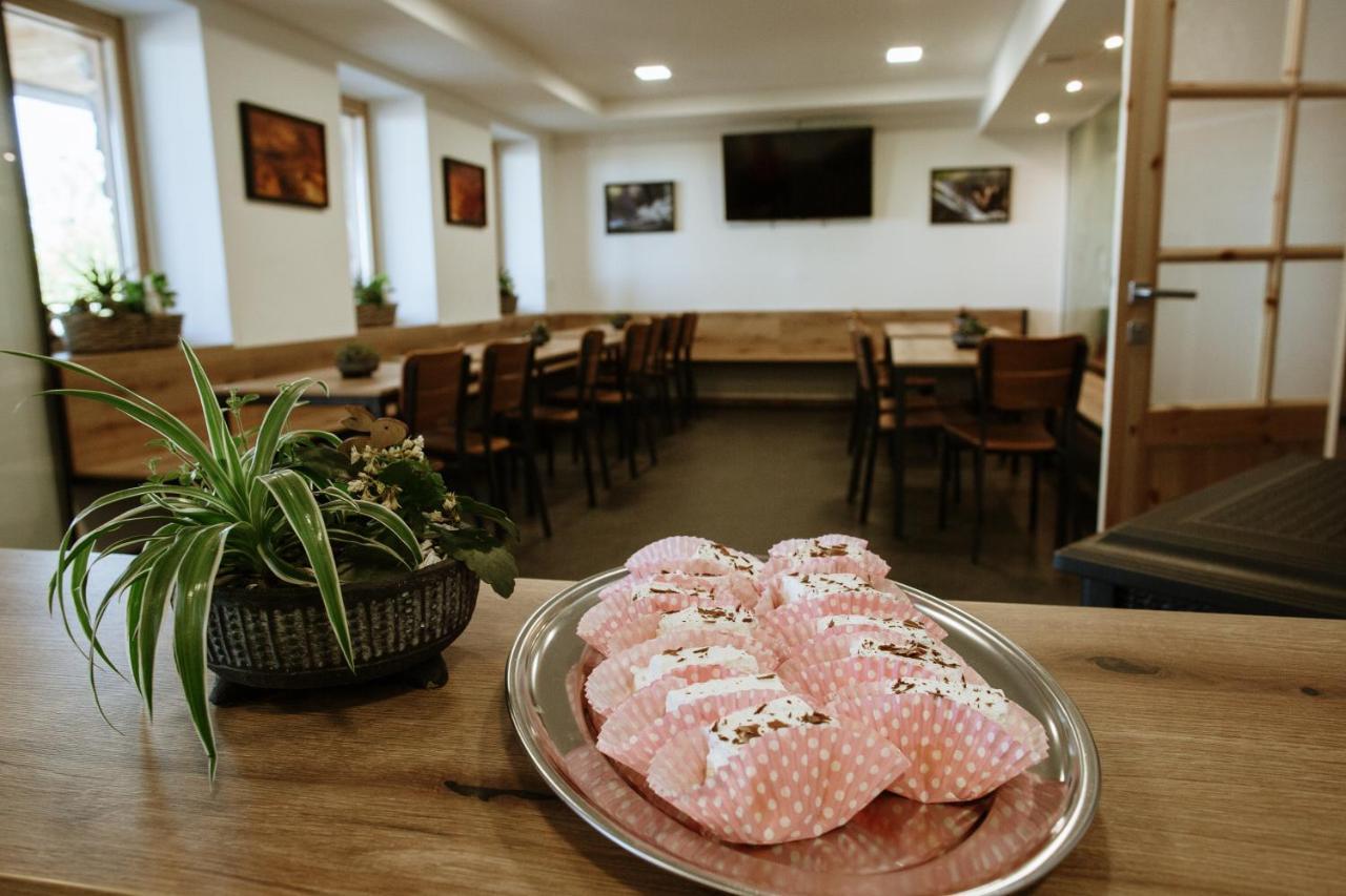Dom Na Slivnici Bed & Breakfast Cerknica Exterior photo